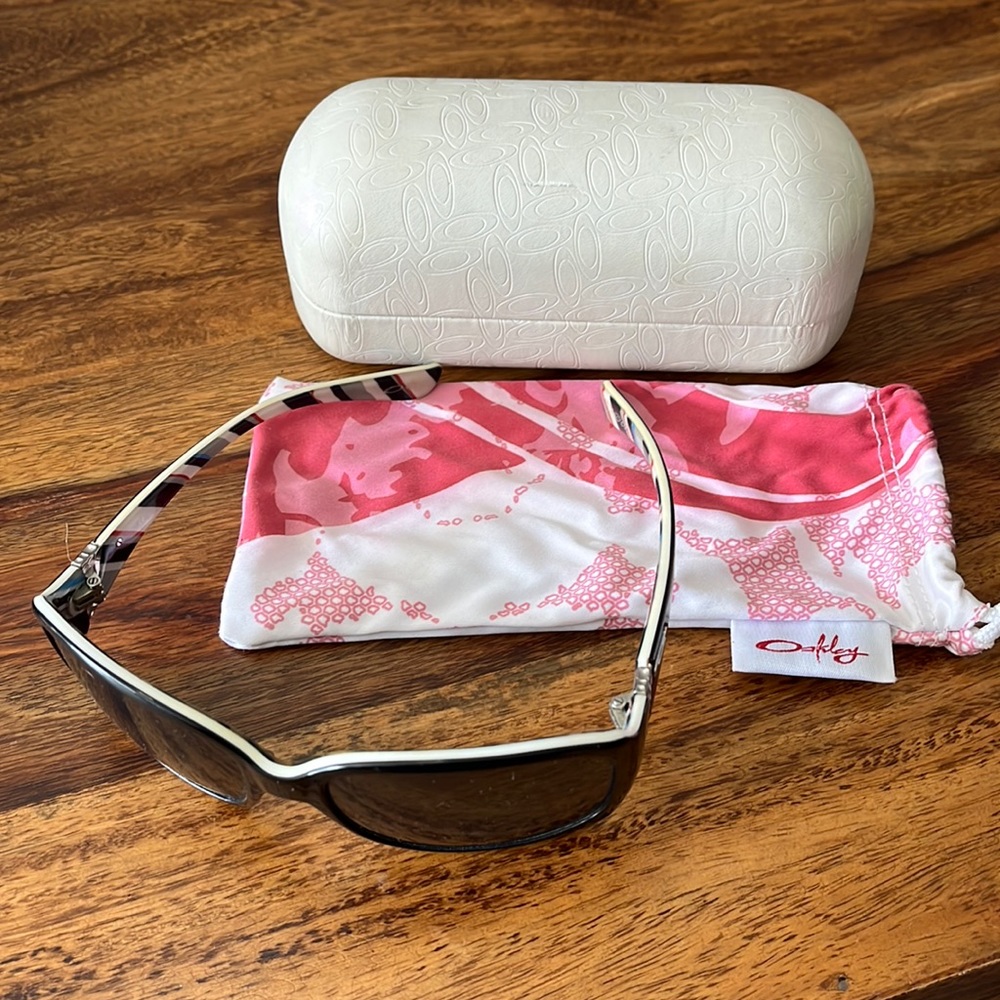 Oakley Women’s Sunglasses
